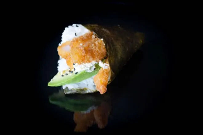 Temaki de camarão panado